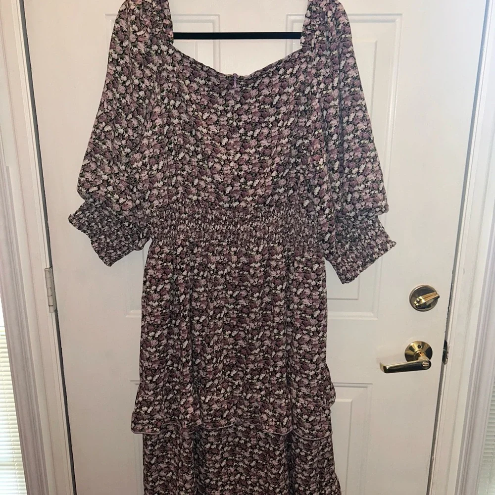 Ivy City Co Floral Smocked Dress - Picture 4 of 6
